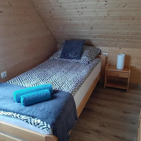 Czarcie Chatki * Gardna Wielka