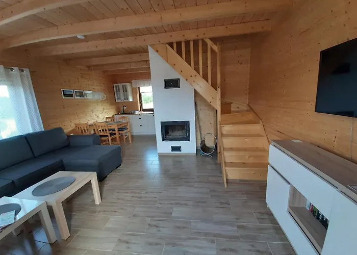 Semesterbostad Czarcie Chatki *