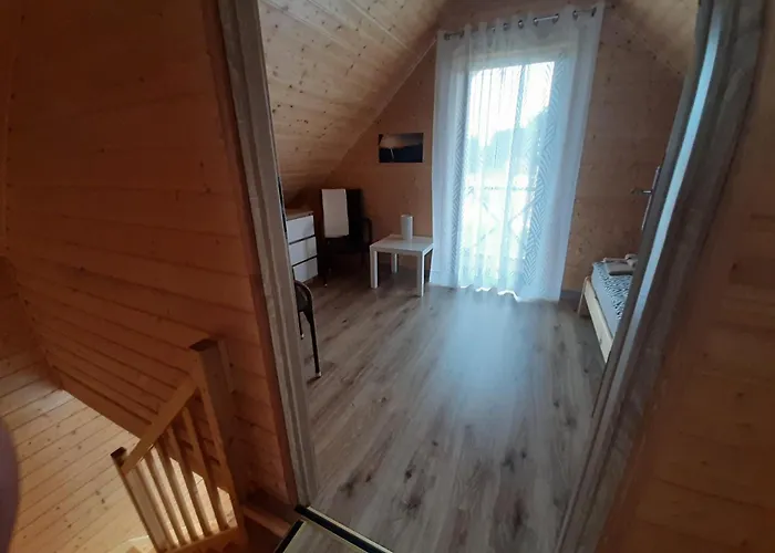 Czarcie Chatki Semesterbostad Gardna Wielka